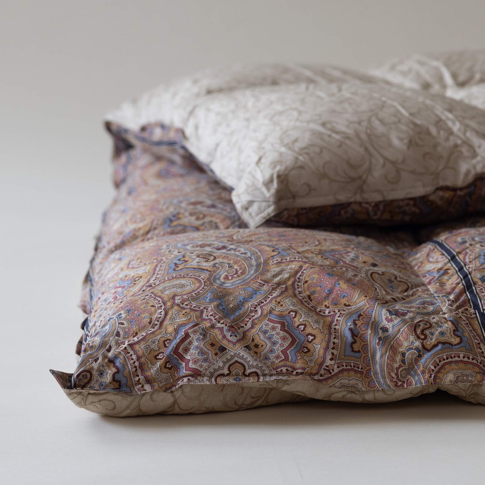 18【決算セール50%OFF・1点限り】シングルサイズ・ 西川ゴアテックス